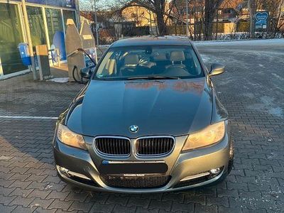 Grau Gebraucht 2010 BMW 318 Limousine | 4.900 € (Fairer Preis)