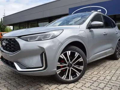 Neu Ford Kuga ST-Line X 242 PS (177 kW) 2026 Solar silber SUV