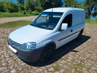 Gebraucht Opel Combo 75 PS (55 kW) 2007 Weiß Van / Kleinbus