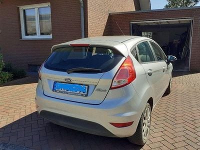 Second-hand Ford Fiesta Trend 60 CP (44 kW) 2014 Argintiu Hatchback