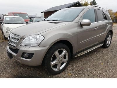 Grau Gebraucht 2008 Mercedes ML320 SUV | 8.950 € (Fairer Preis)