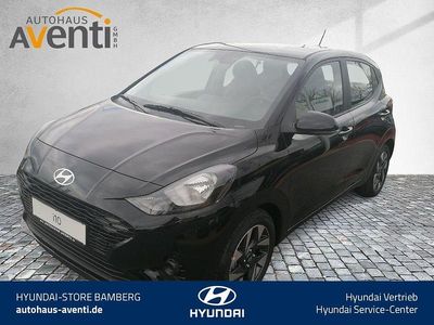 Gebraucht Hyundai i10 Trend 63 PS (46 kW) 2025 Phantom black metallic Kleinwagen
