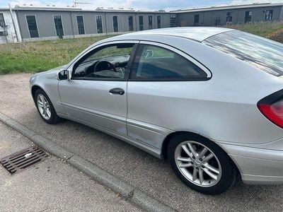 Begagnad Mercedes C180 129 HK (94 kW) 2001 Silver Sportkupé