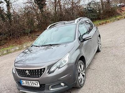 Grau Gebraucht 2016 Peugeot 2008 SUV | 7.500 € (Fairer Preis)