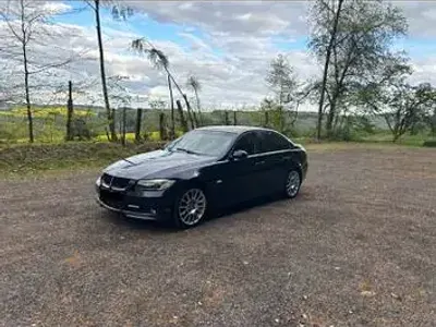 Używany BMW 320 150 KM (110 kW) 2006 Niebieski Sedan/Limuzyna