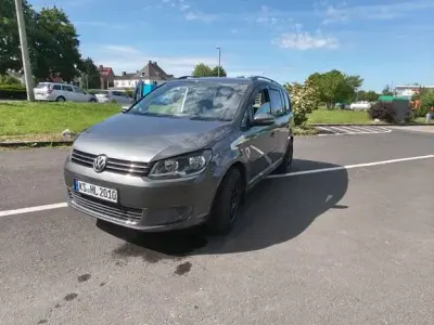 Gebraucht VW Touran 105 PS (77 kW) 2011 Grau Van / Kleinbus