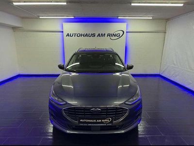 Gebraucht Ford Focus Titanium 120 PS (88 kW) 2022 Grau Kombi