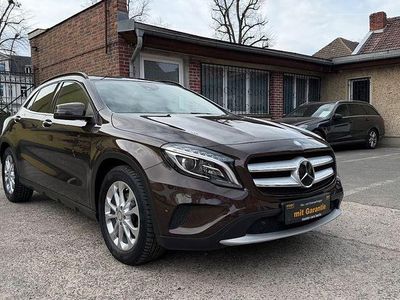 Gebraucht Mercedes GLA200 136 PS (100 kW) 2014 Braun SUV