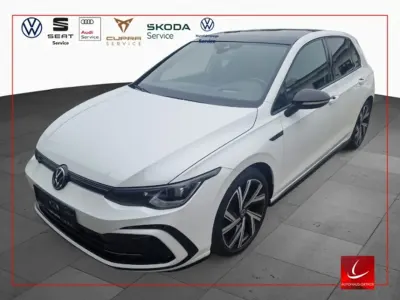 Second-hand VW Golf VIII Style 150 CP (110 kW) 2022