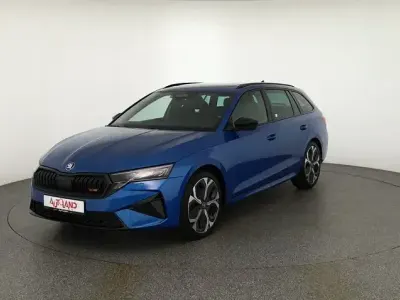Neu Skoda Octavia RS 265 PS (194 kW) 2025 Blau Kombi