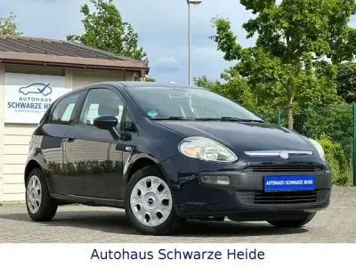Gebraucht Fiat Punto Evo 69 PS (50 kW) 2011 Blu lancia/suggestivo/fontana Kleinwagen