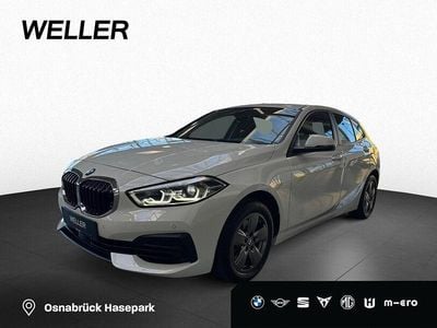 Gebraucht BMW 118 Advantage 136 PS (100 kW) 2023 Alpinweiss (weiß) Kleinwagen