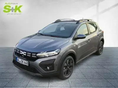 Usata Dacia Sandero Expression 92 CV (67 kW) 2025 Grigio Utilitaria