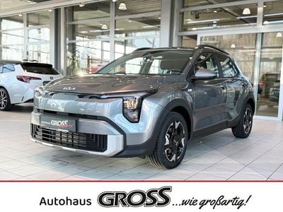 Neu Kia Stonic 101 PS (74 kW) 2025 M7g) astro grey m (grau SUV