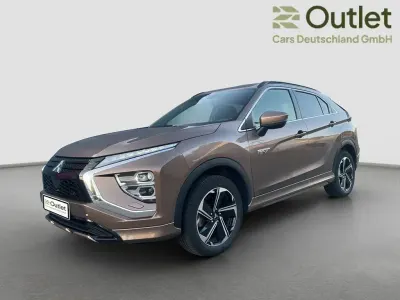 Gebraucht Mitsubishi Eclipse Cross Select 98 PS (72 kW) 2023 Braun SUV