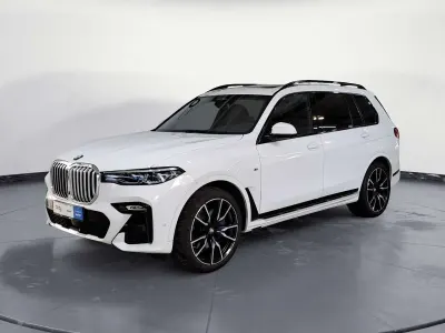 Gebraucht BMW X7 M Sport 333 PS (244 kW) 2022 Alpinweiß uni SUV
