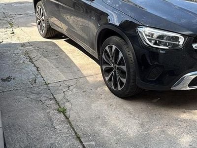 Mercedes GLC300e