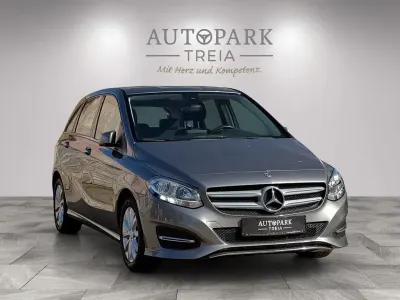 Gebraucht Mercedes B180 122 PS (89 kW) 2017 Grau Kleinwagen