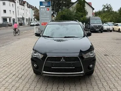 Gebraucht Mitsubishi Outlander Instyle 156 PS (114 kW) 2011 Schwarz SUV
