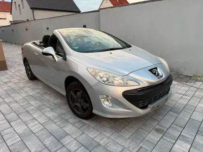 Gebraucht Peugeot 308 CC Premium 156 PS (114 kW) 2010 Grau Cabrio
