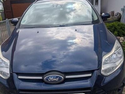 Second-hand Ford Focus Trend 105 CP (77 kW) 2013 Albastru Break
