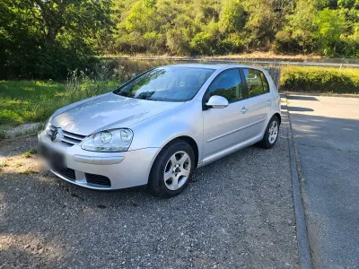 Gebraucht VW Golf IV Highline 105 PS (77 kW) 2005 Silber Limousine