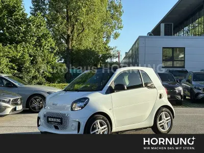 Gebraucht Smart ForTwo Coupé 60 kW (82 PS) 2022 Weiß Kleinwagen