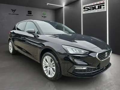 Neu Seat Leon Style 150 PS (110 kW) 2025 Schwarz Limousine