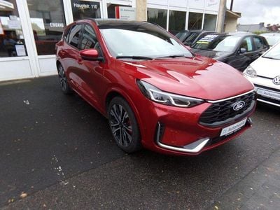 Rot Gebraucht 2024 Ford Kuga ST-Line X SUV | 33.485 € (Fairer Preis)