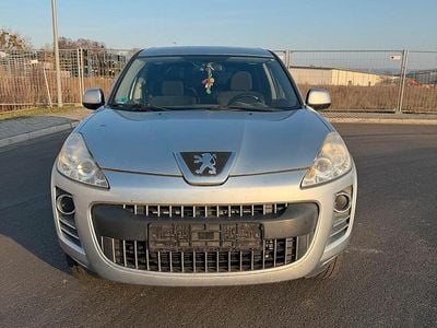 Grau Gebraucht 2008 Peugeot 4007 SUV | 2.100 € (Superpreis)