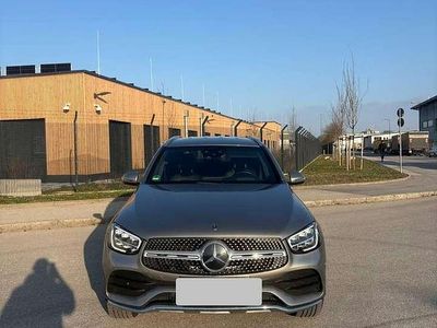 Gebraucht Mercedes GLC300e AMG line 194 PS (142 kW) 2022 Silber SUV