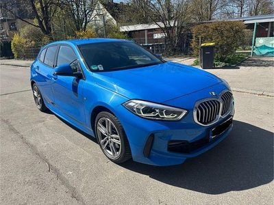 Blau Gebraucht 2020 BMW 118 M Sport Kleinwagen | 21.400 € (Fairer Preis)