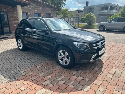 Gebraucht Mercedes GLC220 AMG line 170 PS (125 kW) 2017 Schwarz SUV
