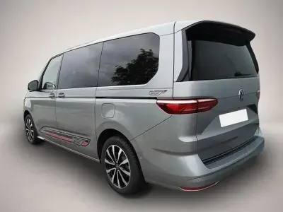 Neu VW Multivan Sport 150 PS (110 kW) 2025 Silber Van / Kleinbus