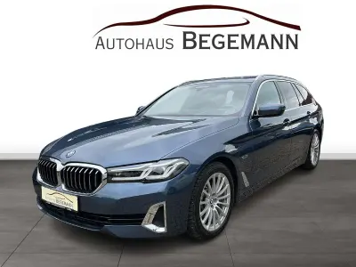 Gebraucht BMW 530e Luxury Line 292 PS (214 kW) 2022 Blau Limousine