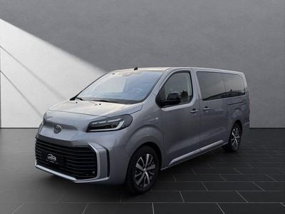 Neu Toyota Proace Verso Team 177 PS (130 kW) 2025 Silber Kombi