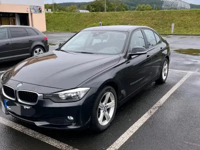 Gebraucht BMW 316 136 PS (100 kW) 2013 Schwarz Limousine
