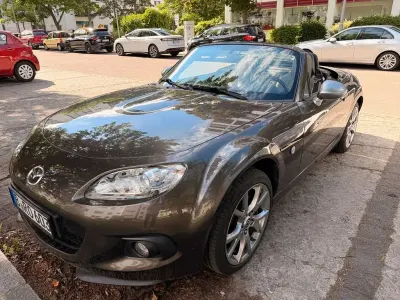 Gebraucht Mazda MX5 126 PS (92 kW) 2015 Braun Cabrio