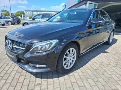 Gebraucht Mercedes C200 Avantgarde 184 PS (135 kW) 2014 Schwarz Limousine