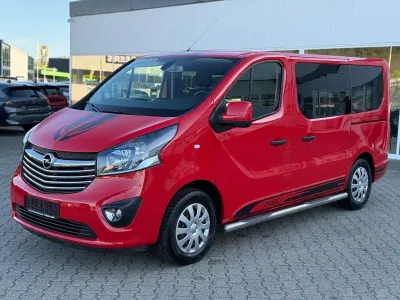 Gebraucht Opel Vivaro Sport 145 PS (106 kW) 2018 Rot Van / Kleinbus