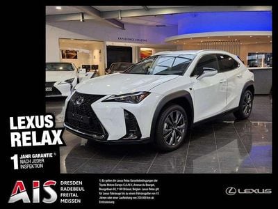 Neu Lexus UX 300h Sport Design Packet 199 PS (146 kW) 2026 Fuijiweiß glass flake SUV