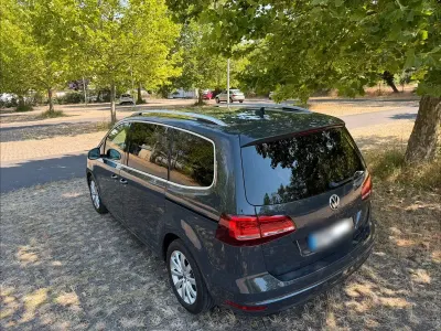 Gebraucht VW Sharan Highline 177 PS (130 kW) 2019 Grau Van / Kleinbus