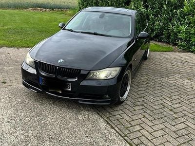 BMW 325