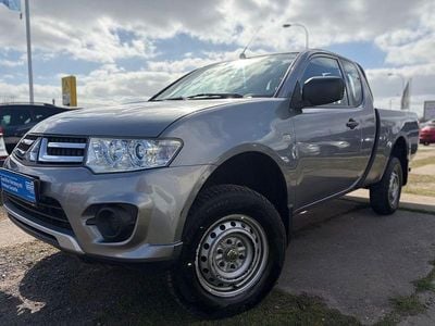 Gebraucht Mitsubishi L200 136 PS (100 kW) 2015 Grau Pickup