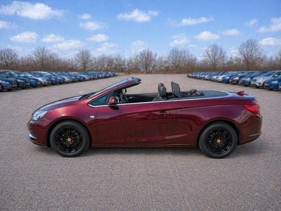 Second-hand Opel Cascada 120 CP (88 kW) 2017 Andere farben Cabrio