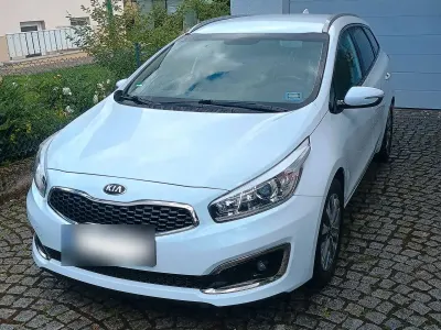 Gebraucht Kia Ceed Sportswagon Edition 7 135 PS (99 kW) 2018 Weiß Kombi