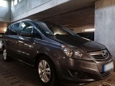 Usata Opel Zafira Sport 140 CV (102 kW) 2011 Monovolume