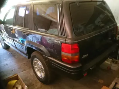 Gebraucht Jeep Cherokee 218 PS (160 kW) 1997 Grau SUV