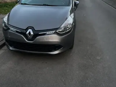 Gebraucht Renault Clio 73 PS (53 kW) 2015 Grau Kombi