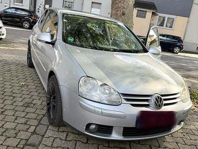 Gebraucht VW Golf V 116 PS (85 kW) 2005 Silber Kleinwagen